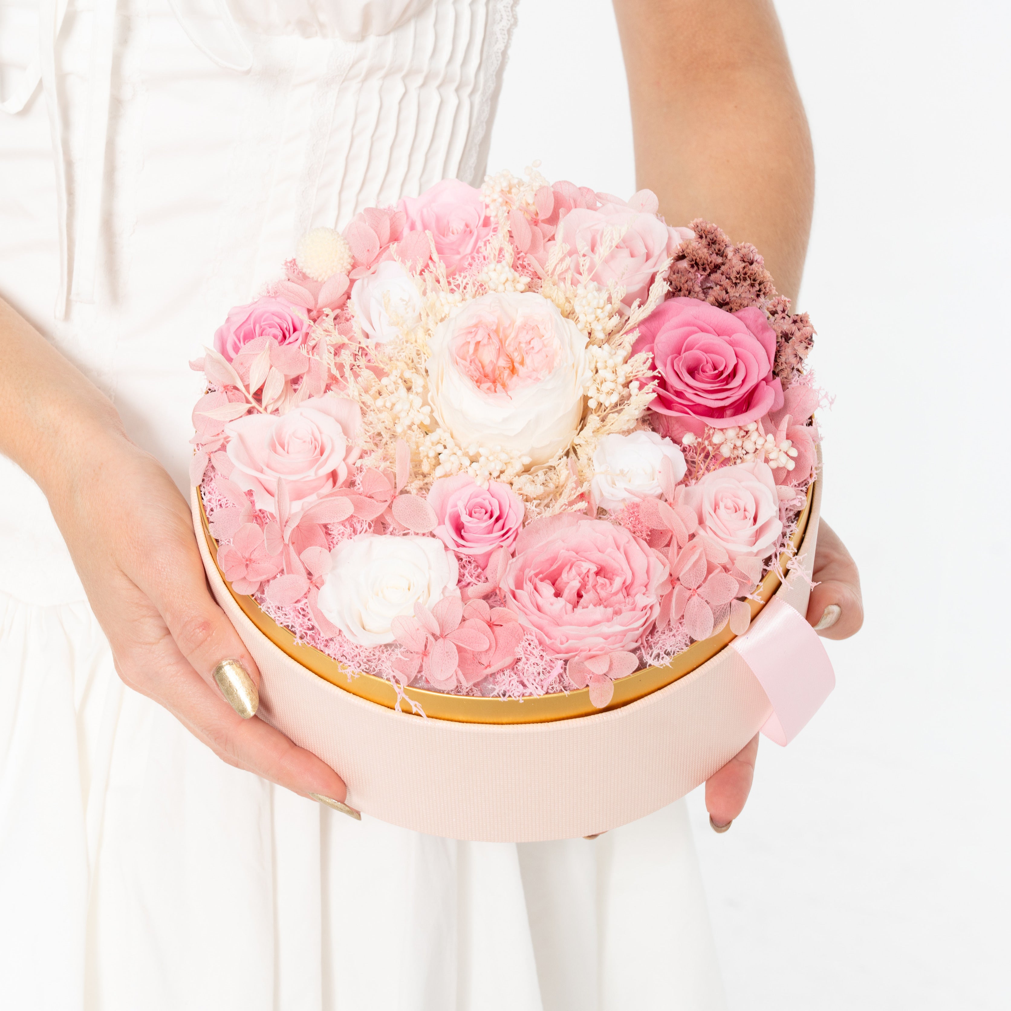 Eternal Rose Round Box – Corazon Gift Co.